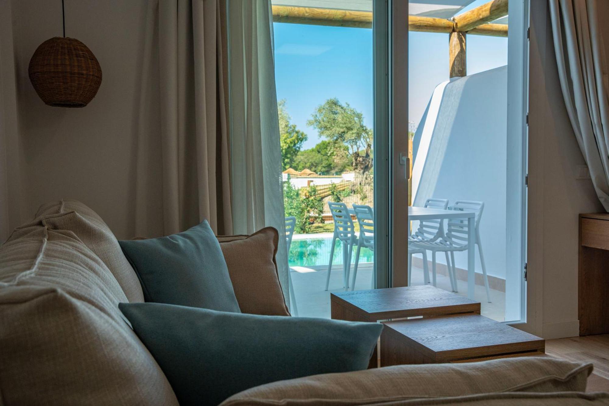 Punta Candor Suites Rota Bagian luar foto