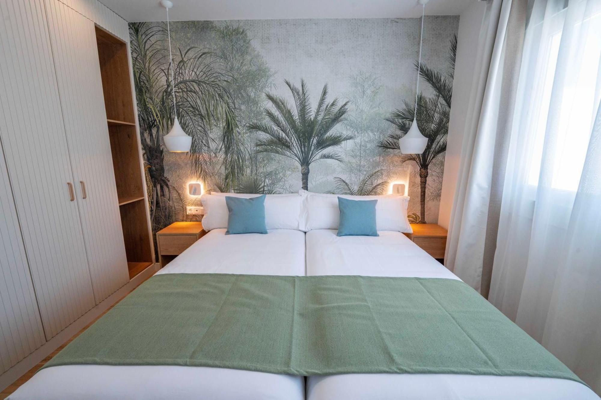 Punta Candor Suites Rota Bagian luar foto
