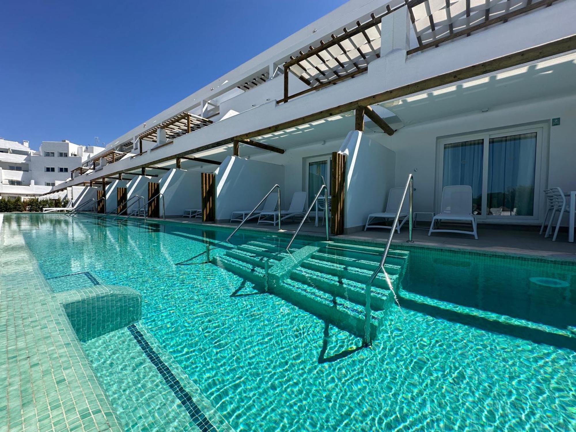 Punta Candor Suites Rota Bagian luar foto