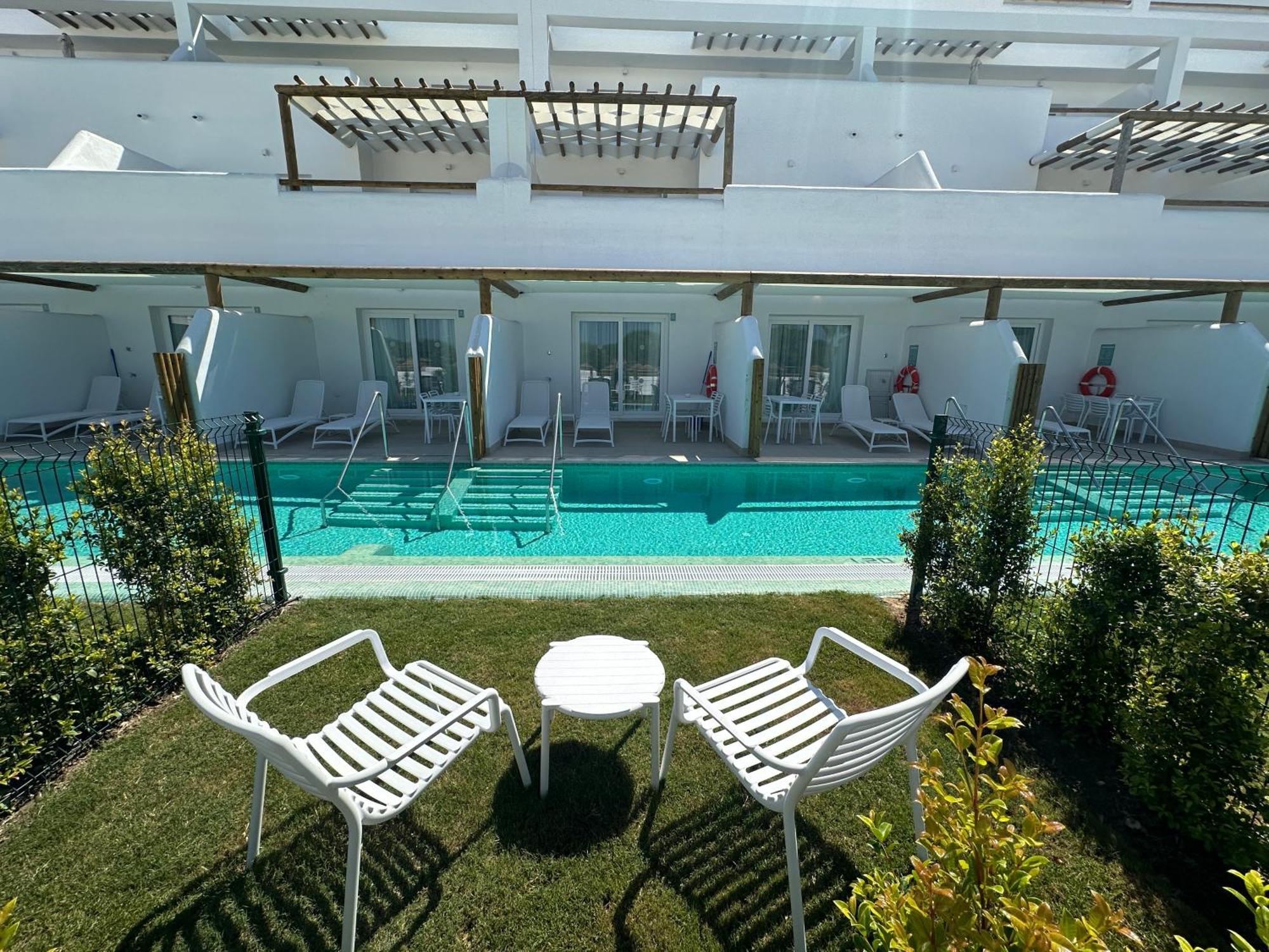 Punta Candor Suites Rota Bagian luar foto