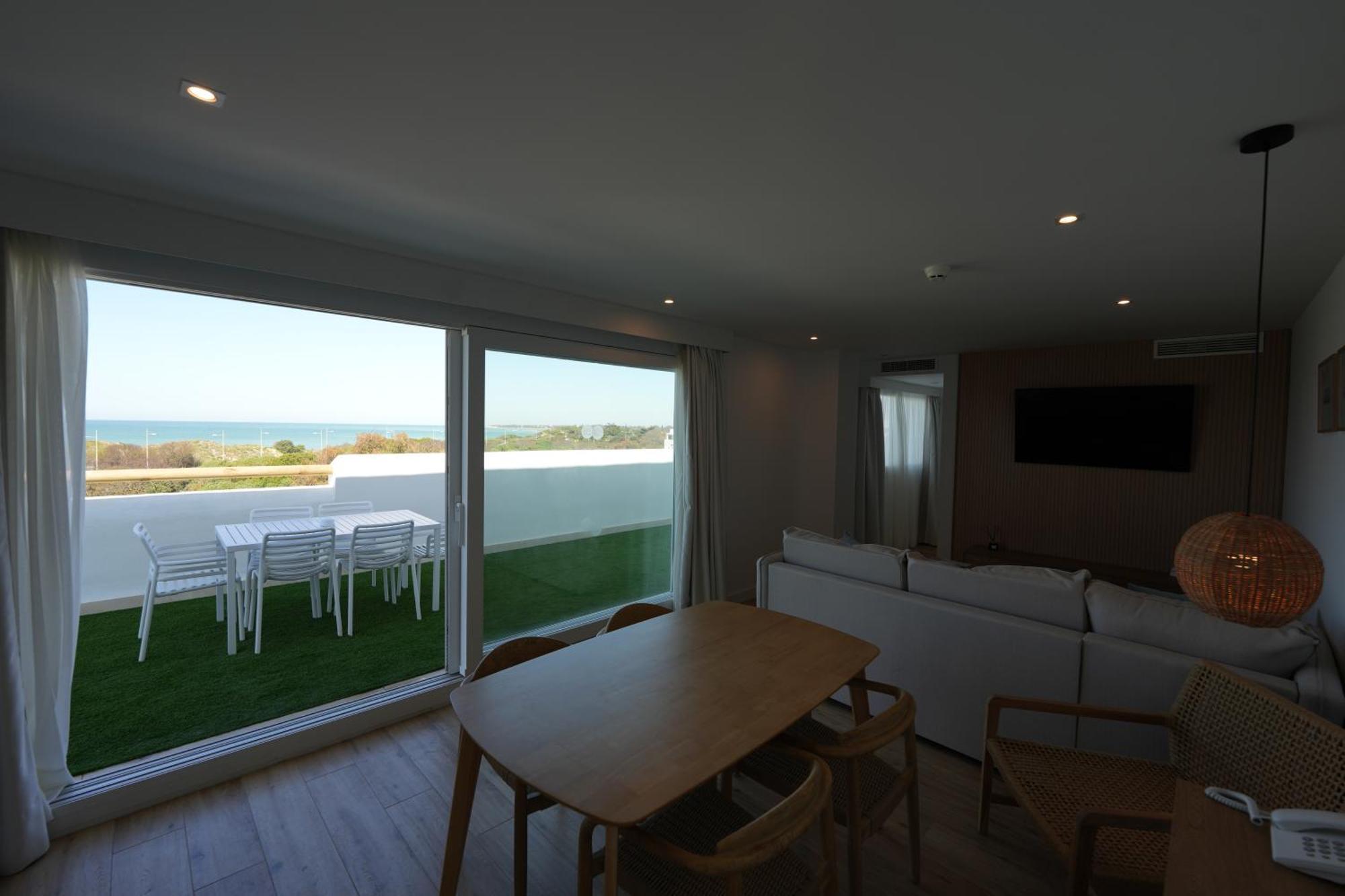 Punta Candor Suites Rota Bagian luar foto