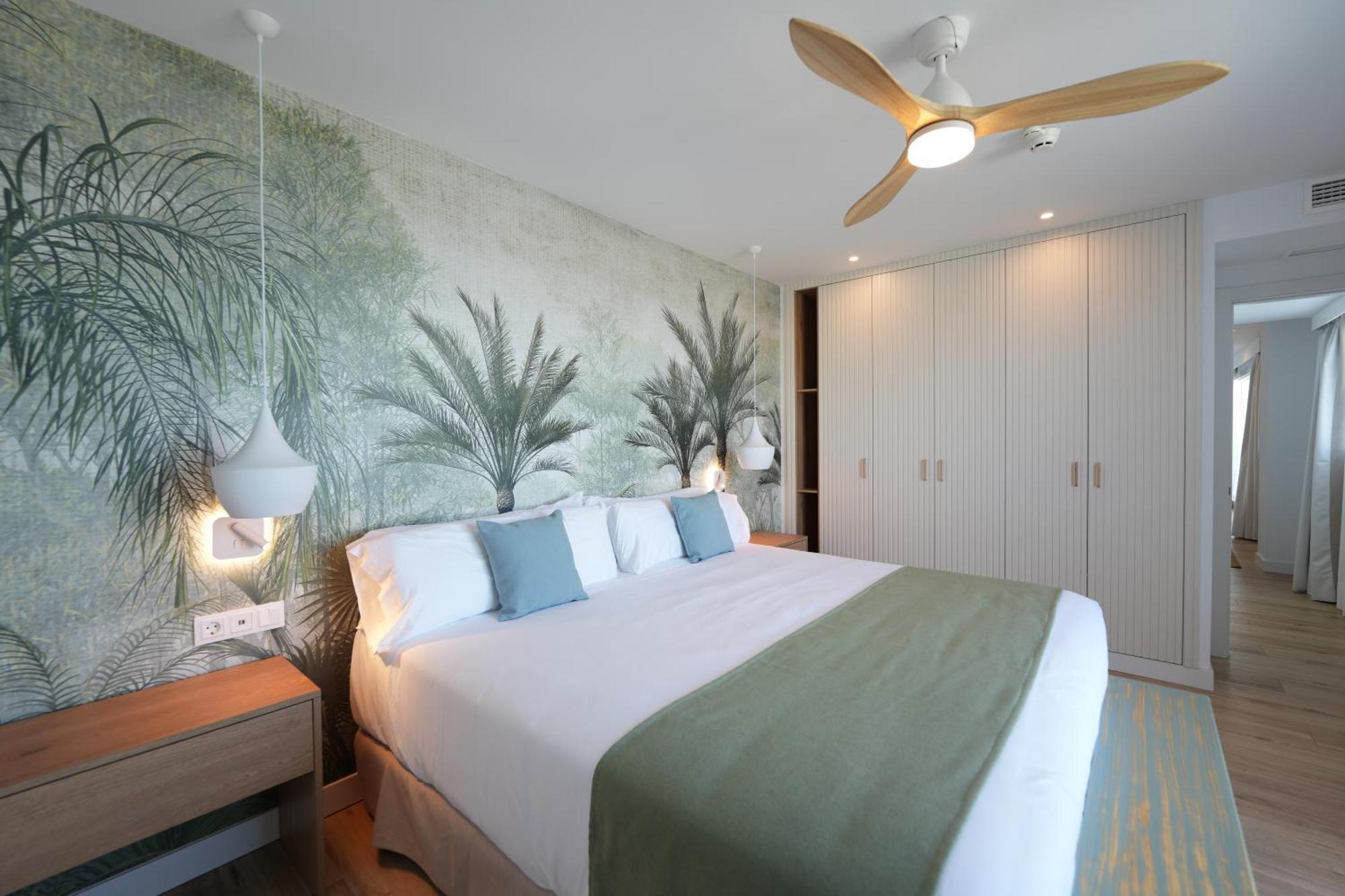 Punta Candor Suites Rota Bagian luar foto