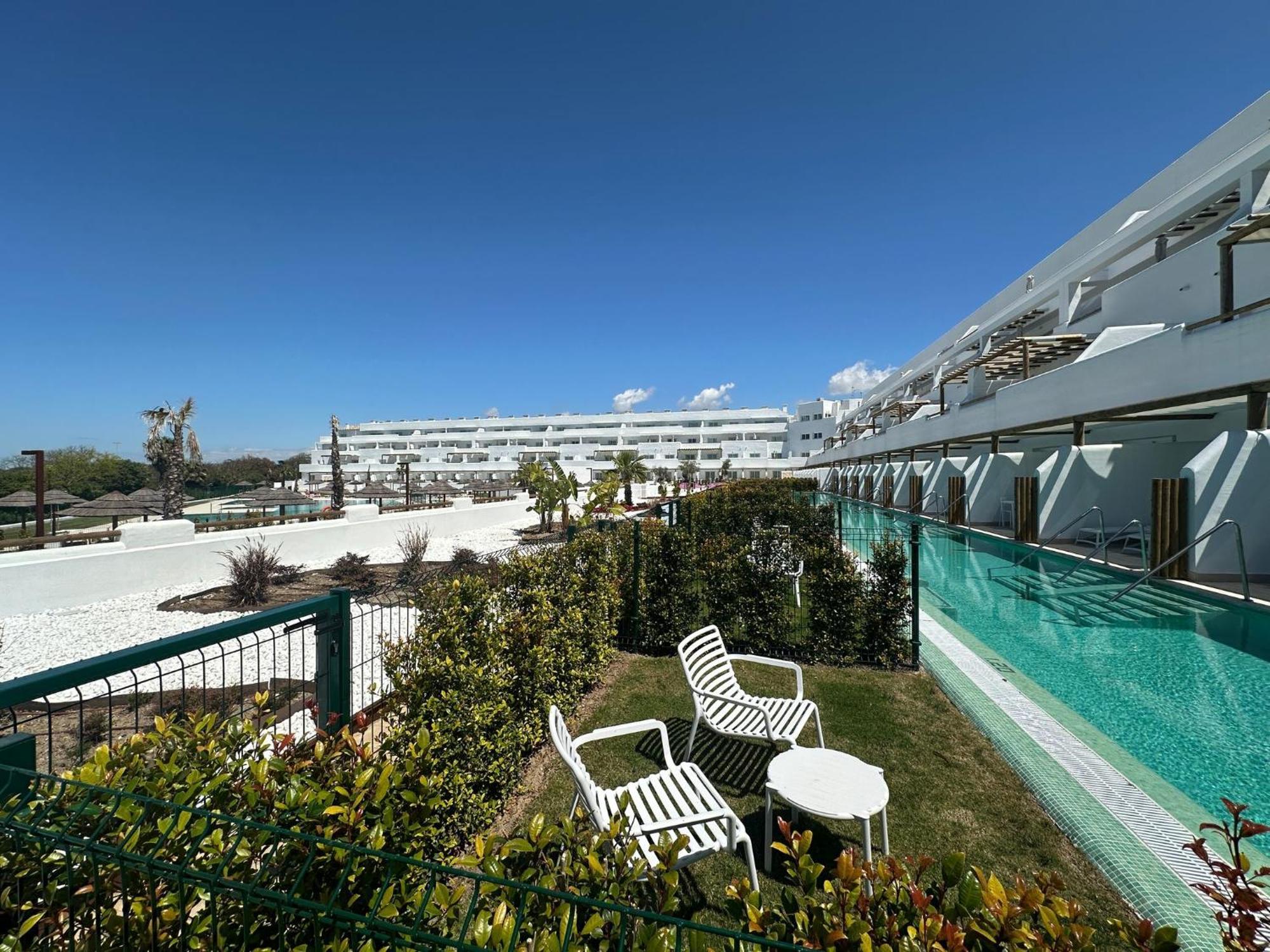 Punta Candor Suites Rota Bagian luar foto